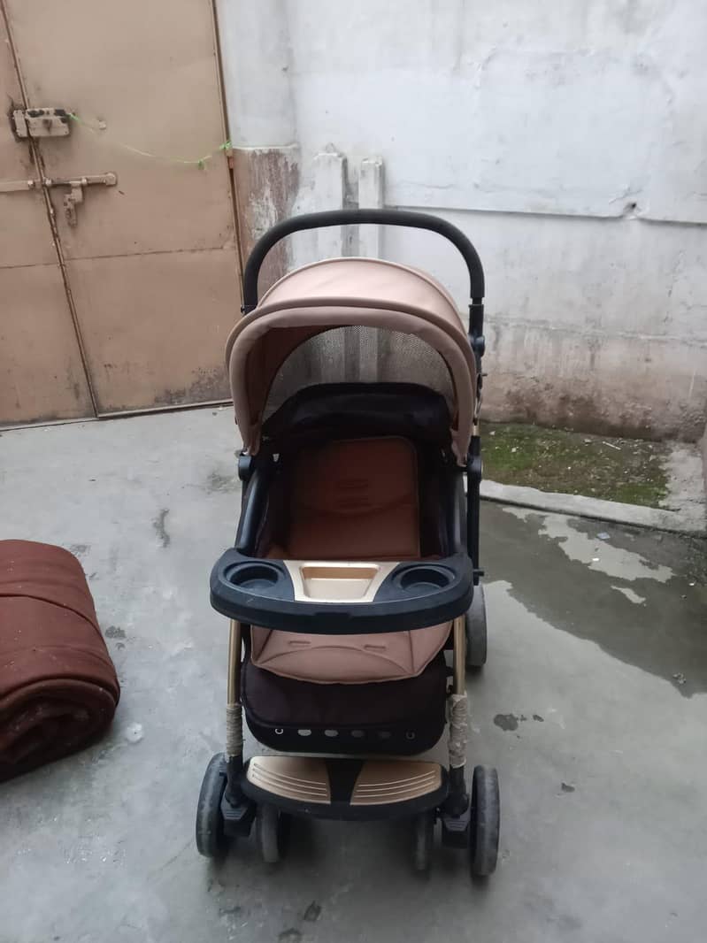 Good condition pram 2