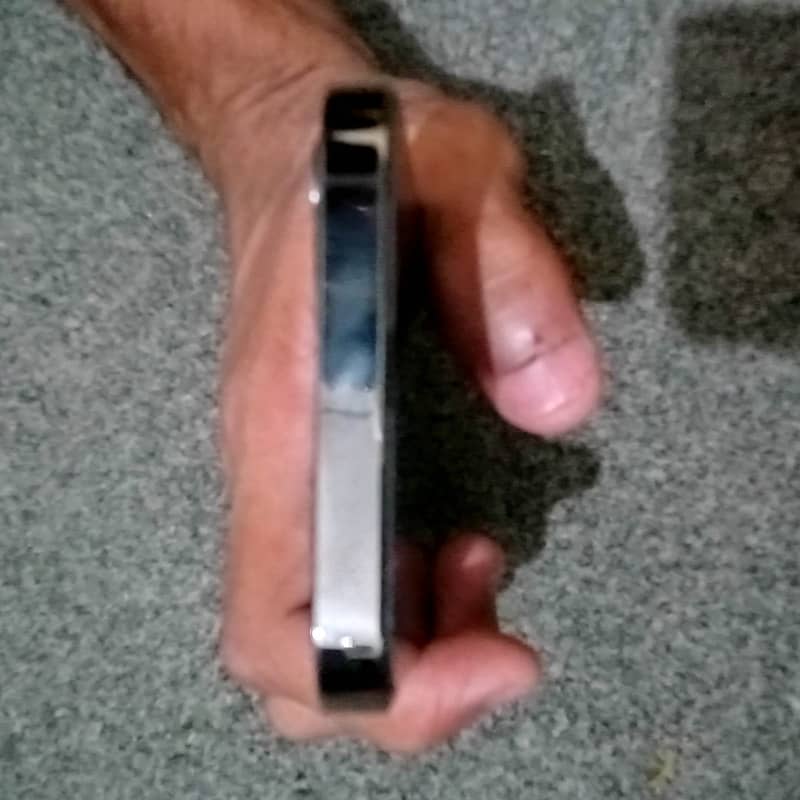 Iphone 12 pro 5