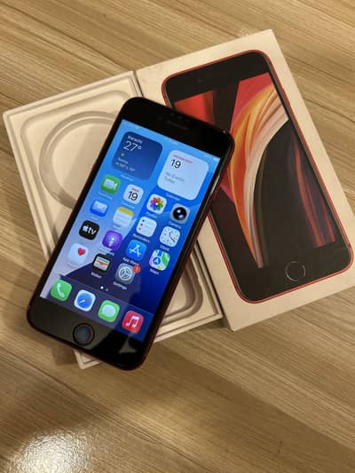 iPhone SE dual PTA with Box water pack