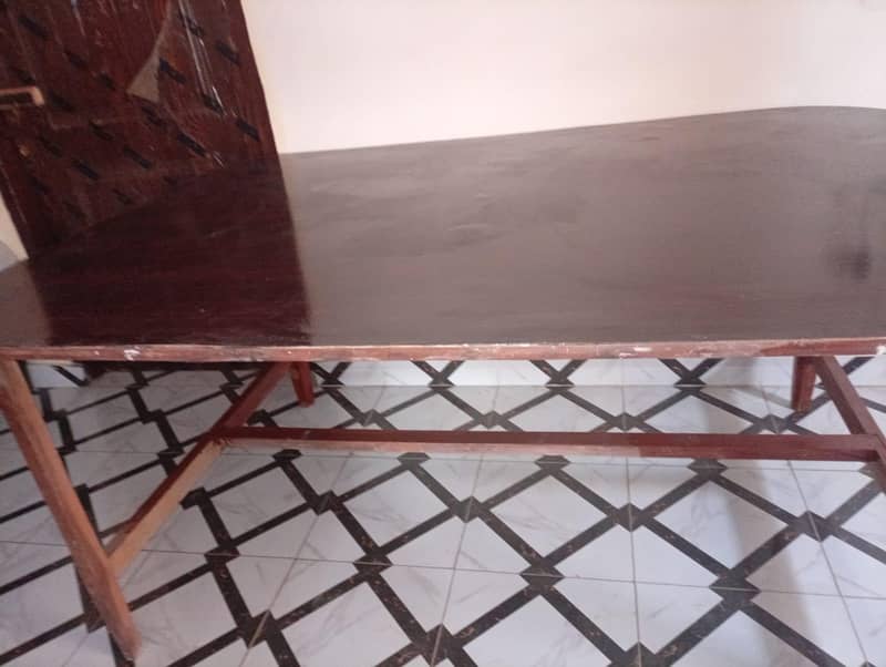 Buffet table 0