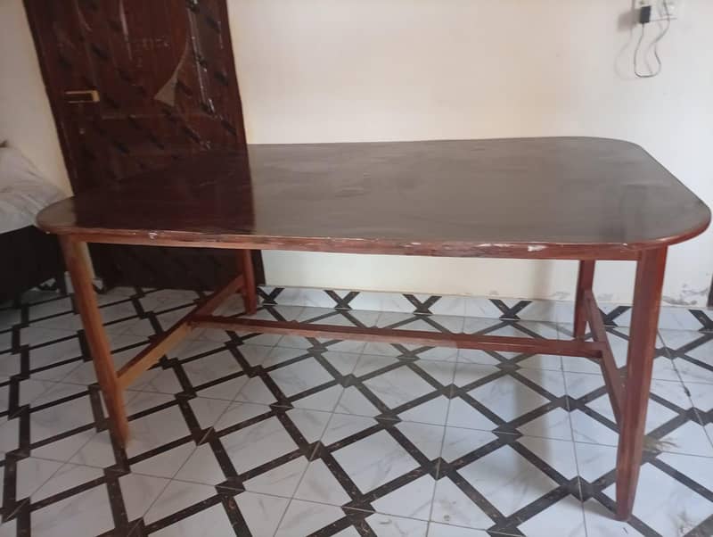 Buffet table 1