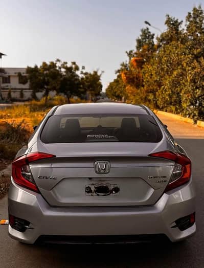 Honda civic UG  2017