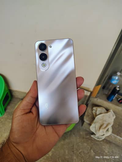 vivo y04  EXCHANGE POSSIBLE