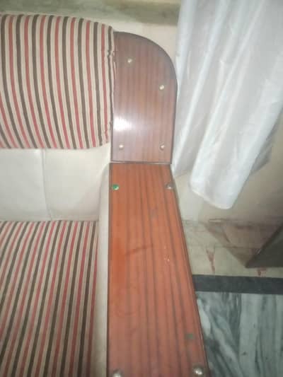 1 seater 2 seater 3 seater good  condition  neat and clean