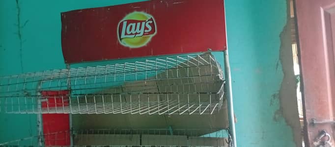 urgent sell lays stand 4000