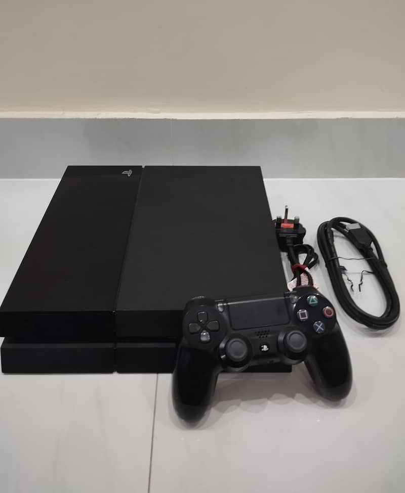 Ps4 Fat 500GB – With Three Games 2