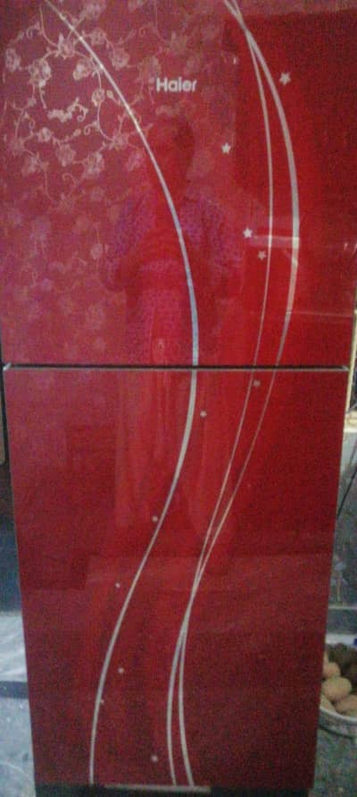 Haier fridge 305 Maroon color glass door