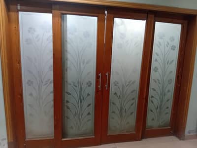 Sliding Doors with printed Glass
