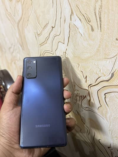 Samsung S20FE