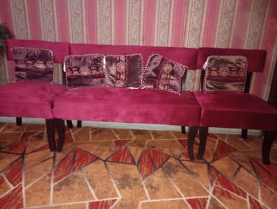 brand new sofa poshish velvet  good quality wood