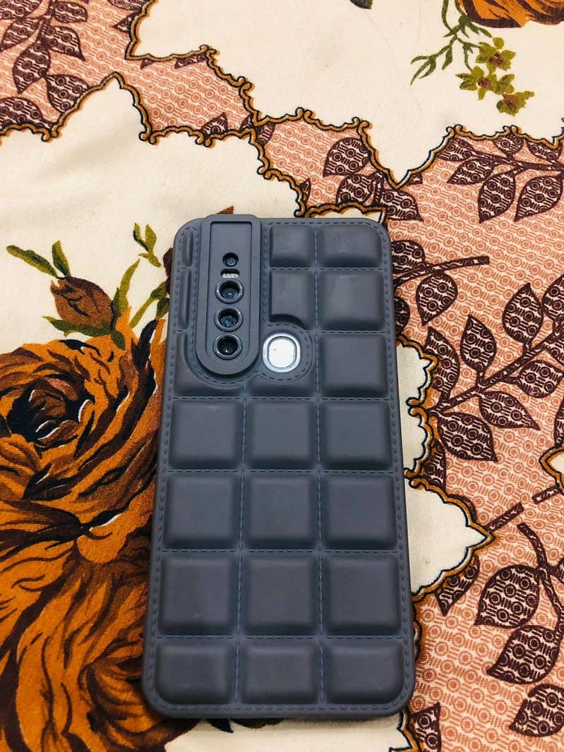Tecno camon 15 pro 4