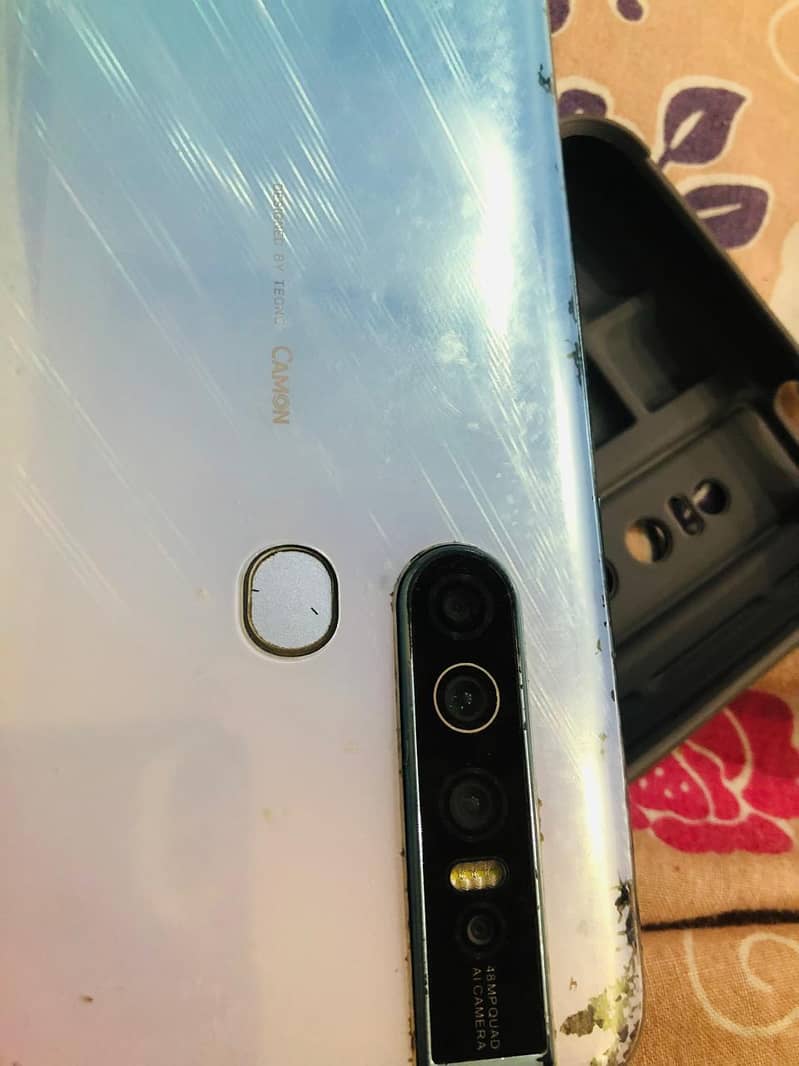 Tecno camon 15 pro 5