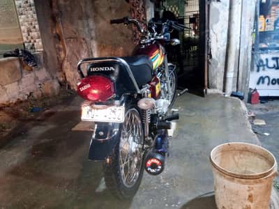 pristine Honda CG 125 2023. low mileage, well Maintained