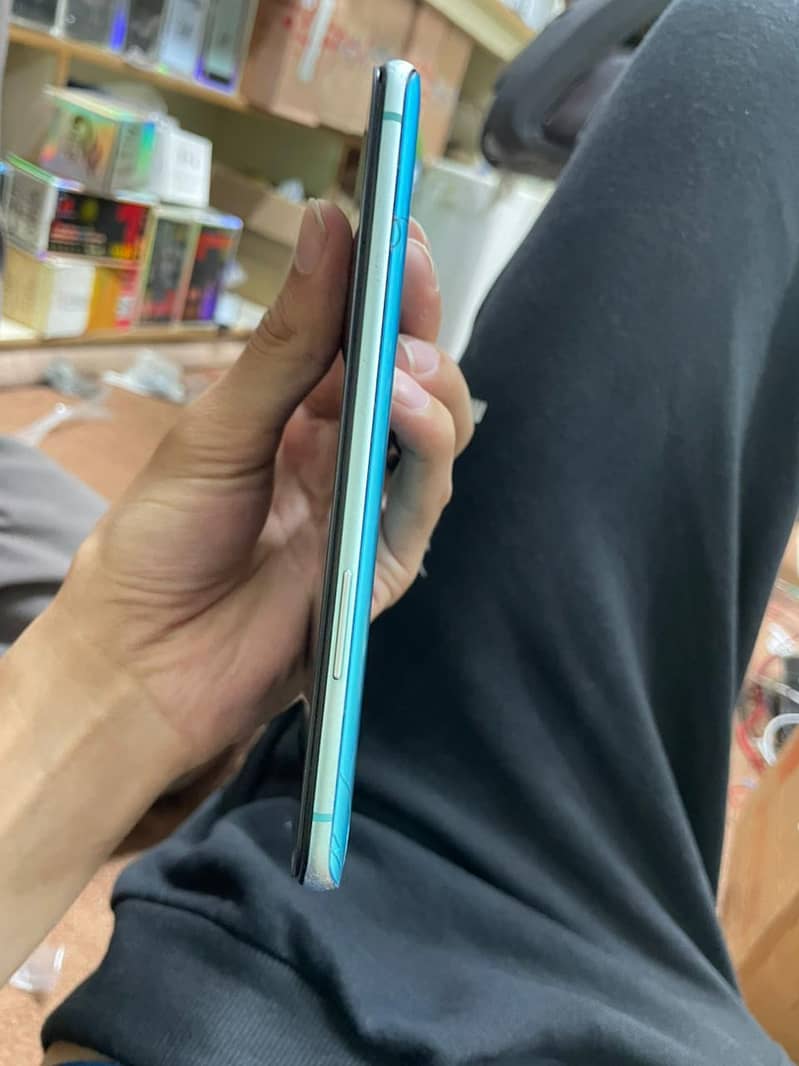 One plus 8T 1