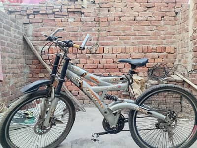 Suspension/Gear cycle for sale
