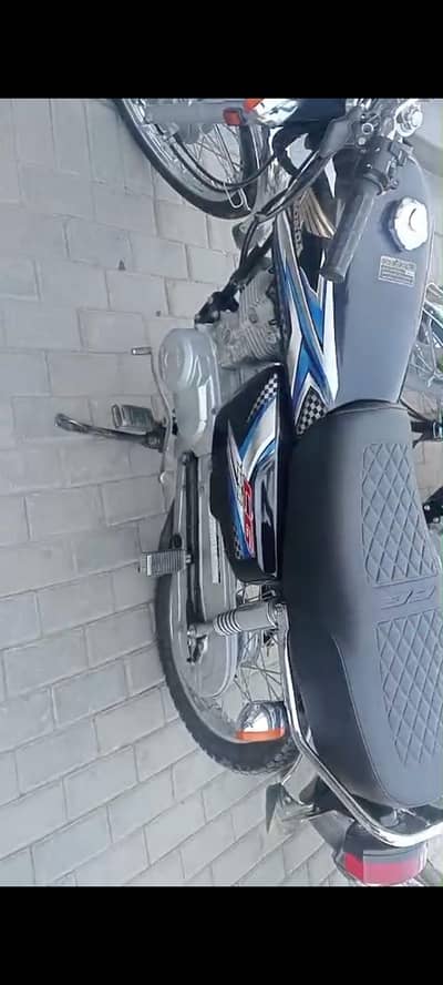 Cg 125 2024 / 25 urgnt sel krni hai 03026608682