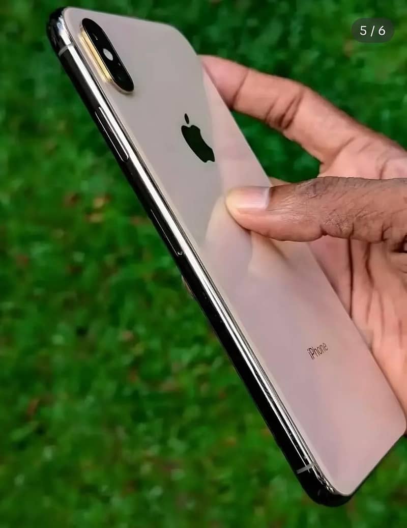 iPhone 0