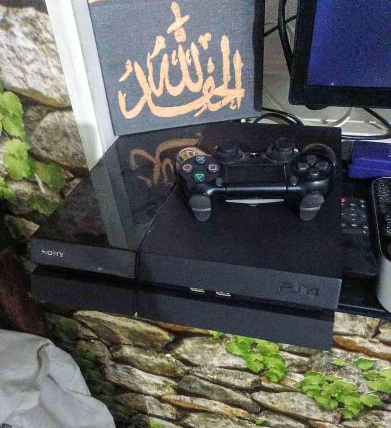 PS4 Model 12.00 0