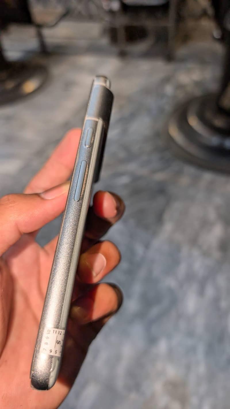 Google pixel 8 1