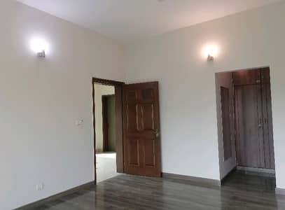 Good 10 Marla House For Sale In Askari 11