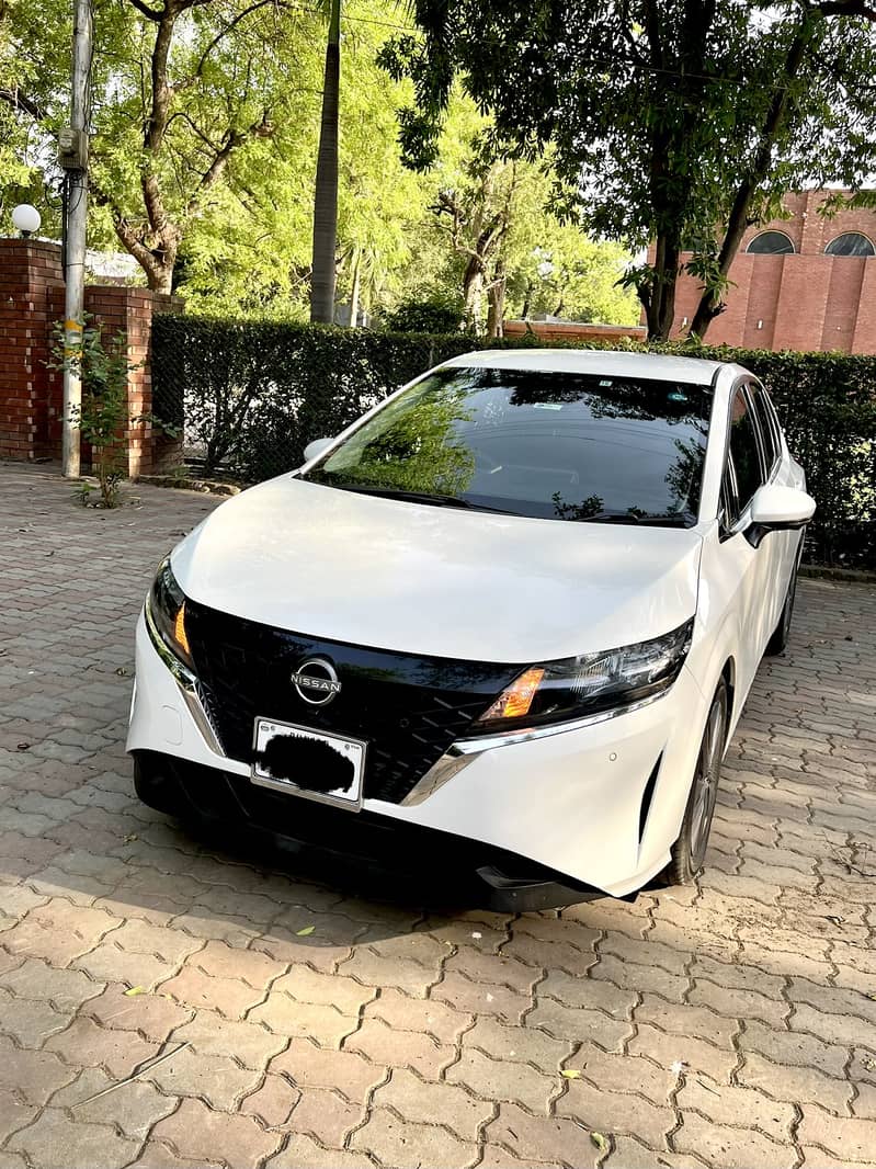 Nissan note e power x 1