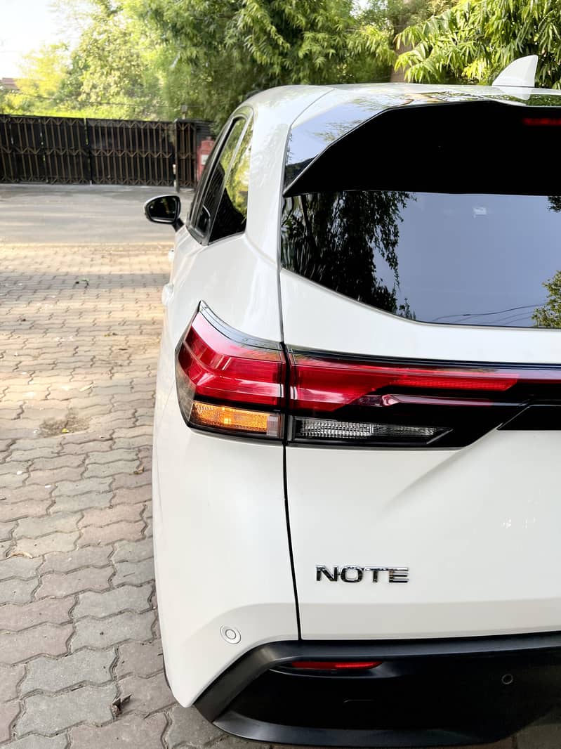 Nissan note e power x 3
