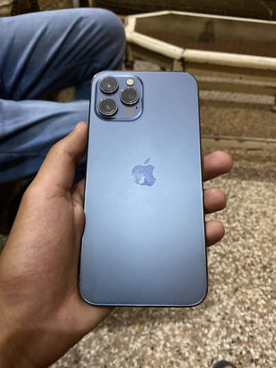 iPhone 12 Pro Max message on WhatsApp number 923106166898