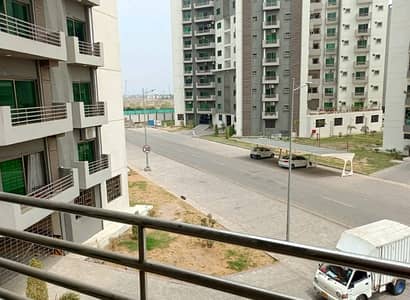 Perfect 13 Marla Flat In Askari 10 - Sector S For Sale