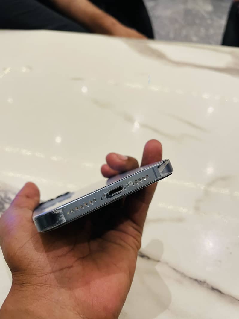 iPhone 13 Pro max 2
