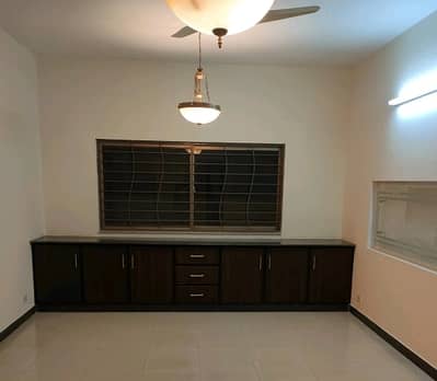 20 Marla House For sale In Askari 11 Lahore