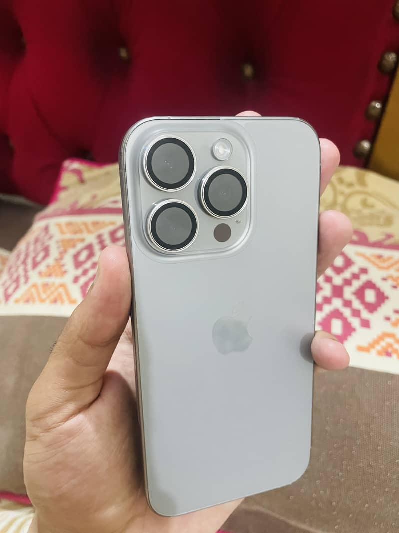 Iphone 15 pro 1