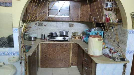 200 s. yard 2bed dd 55k rent Block i