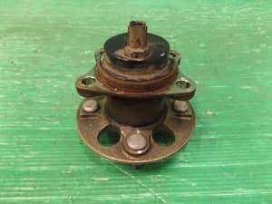 aqua back wheel hubs 2 piece