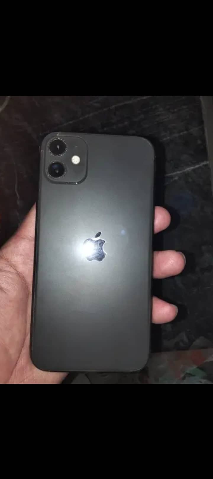 Apple iPhone 11 4