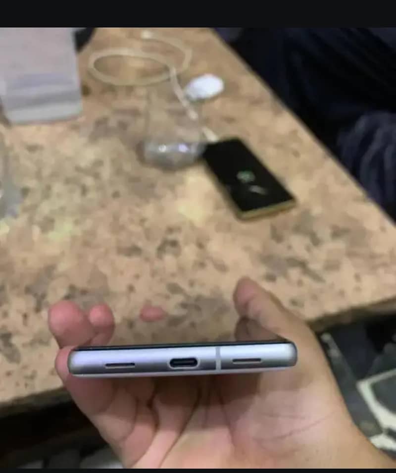 Google Pixel7a 5