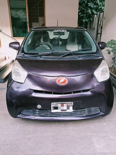 Toyota IQ 2009 Smart city car