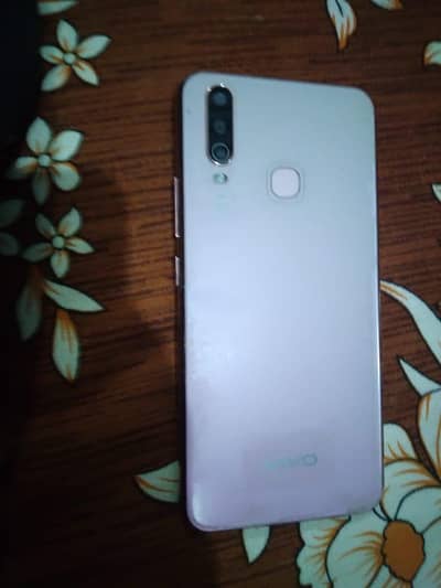 sale vivo y 17
