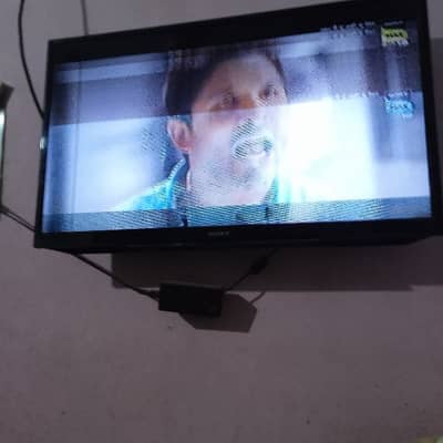 Sony LCD TV 32 inch