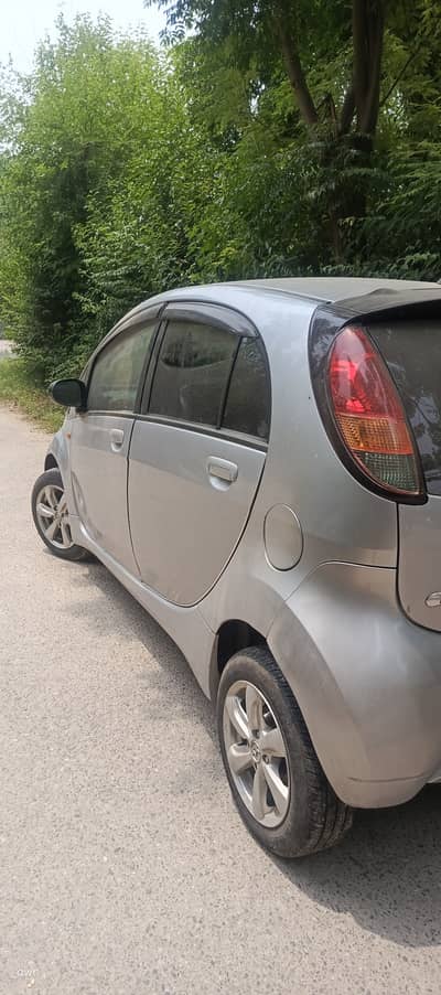 Mitsubishi I 2007