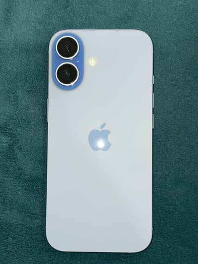 Iphone 17 100% battery jv 256 gb 10/10 condition box