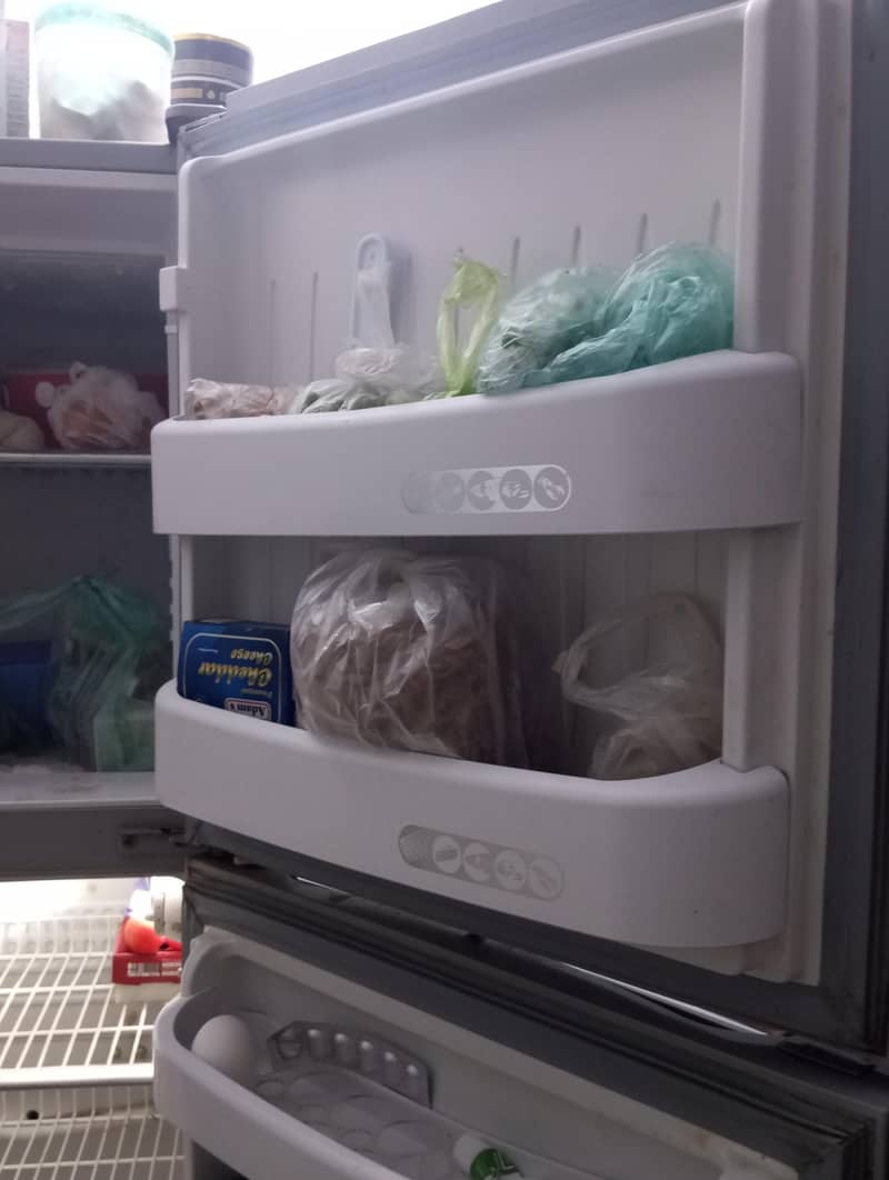 fridge 0