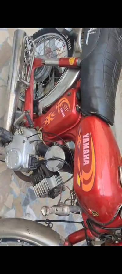 Yamaha best condition one hand use