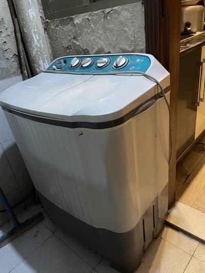 LG washing machine is for sale