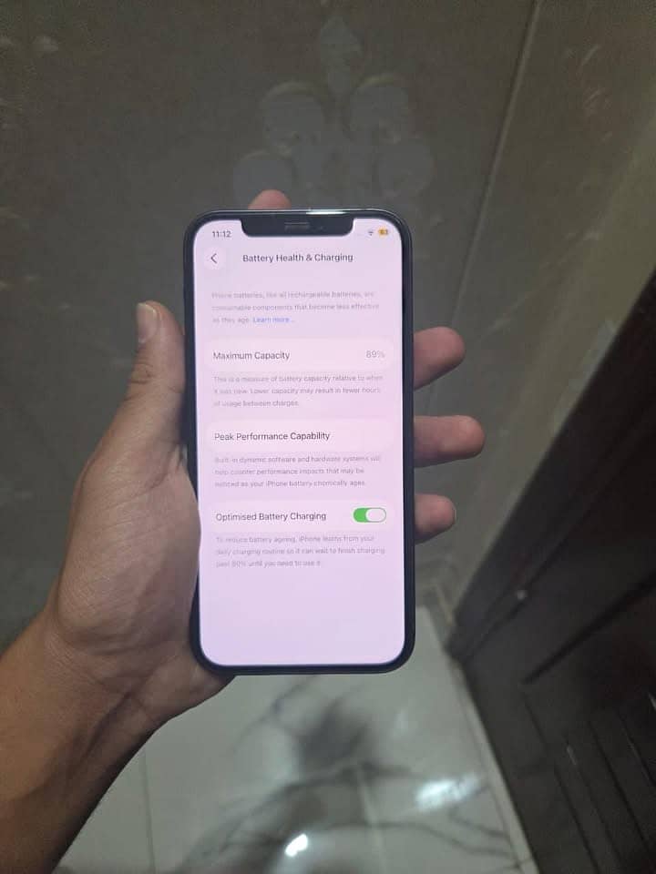 Apple iPhone 12 6