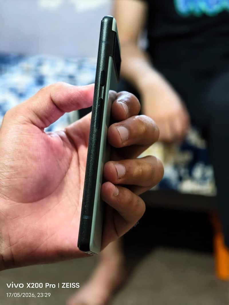 Google pixel 6a 3
