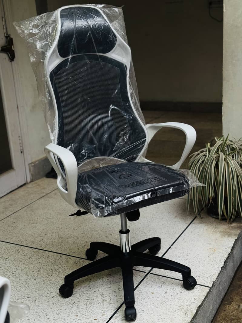 Gaming & Study Chairs 5