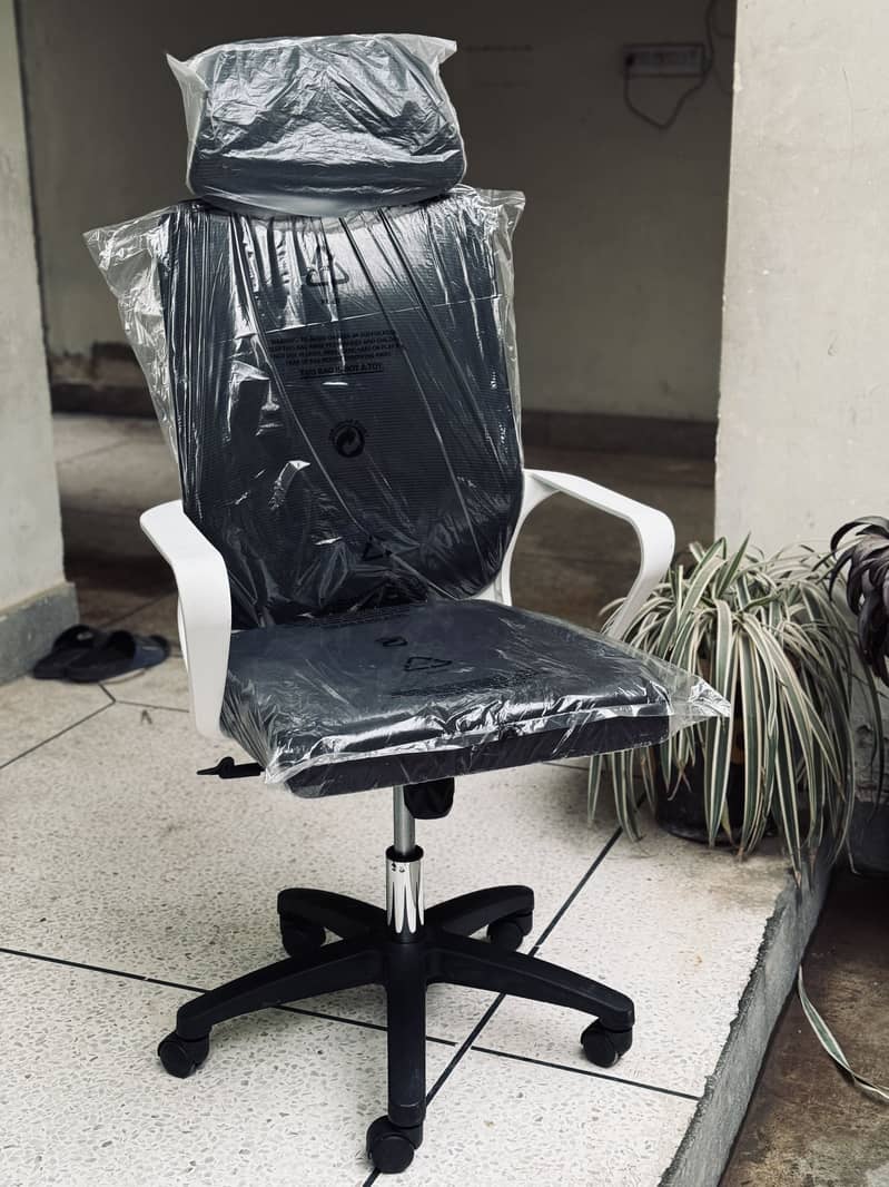 Gaming & Study Chairs 7