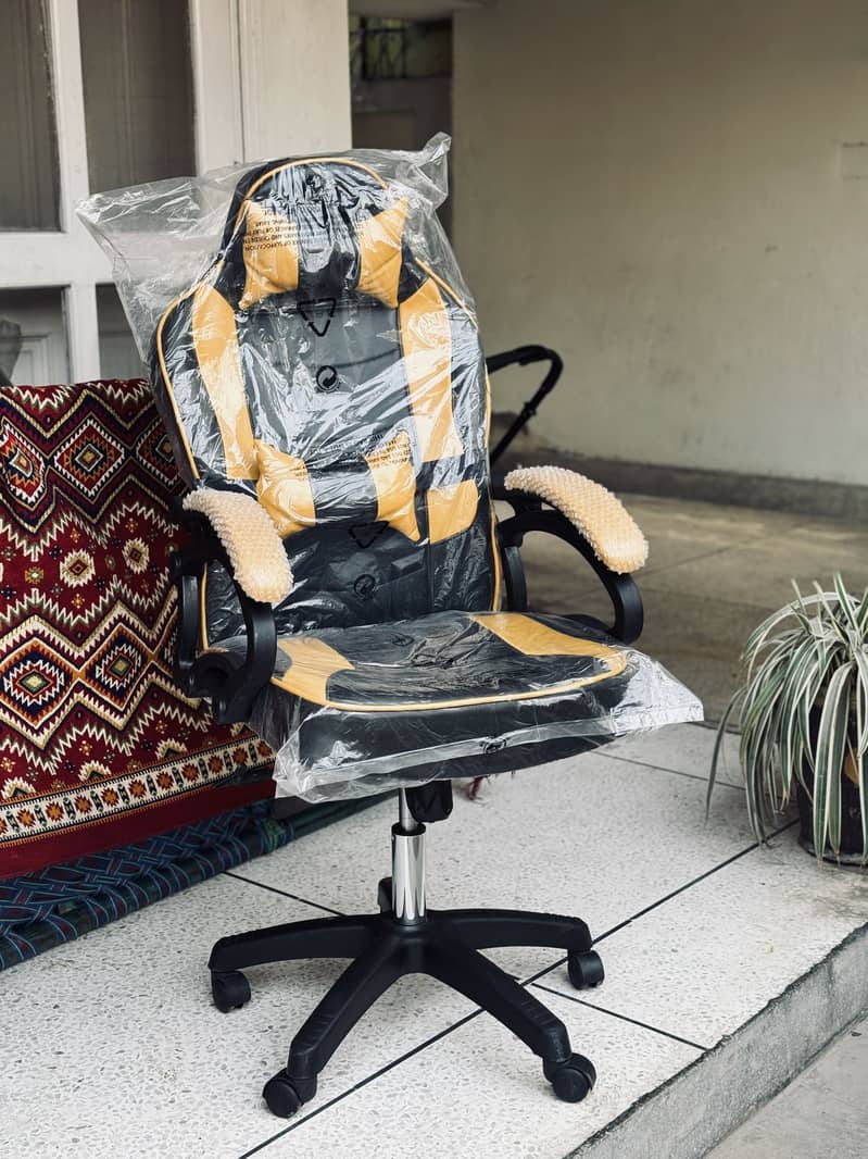 Gaming & Study Chairs 12