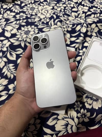Apple iPhone 15 Pro Max