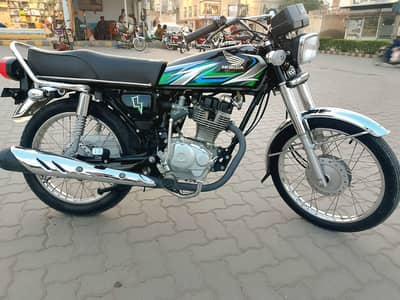 Honda 125 lush condition 2023 model